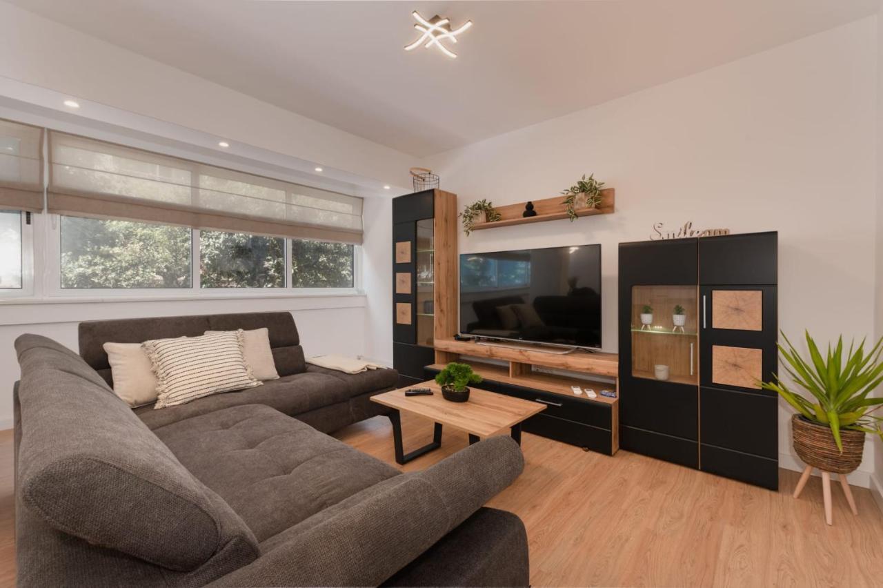 Apartments Zen ザダル エクステリア 写真
