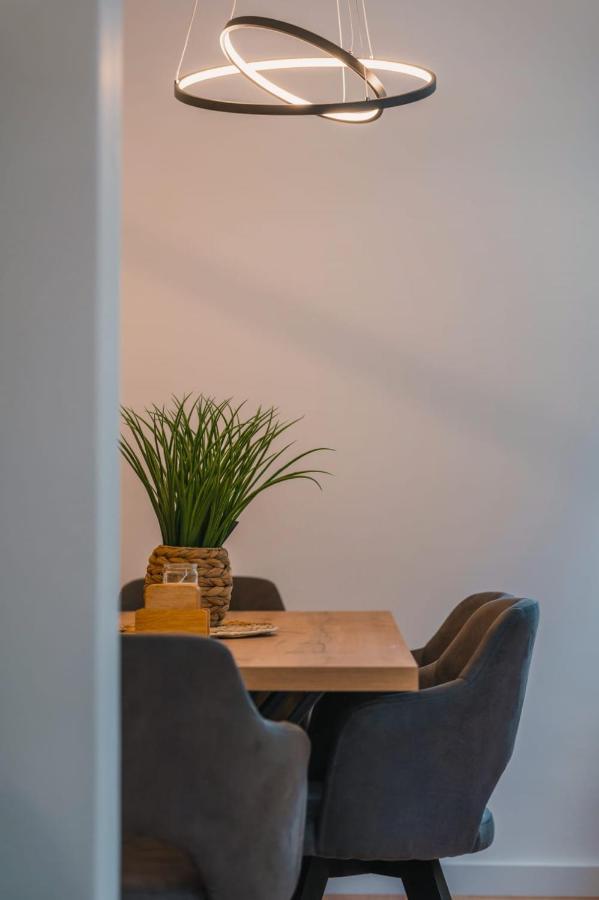 Apartments Zen ザダル エクステリア 写真